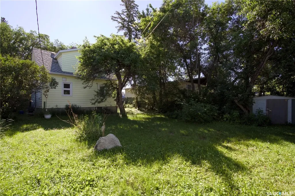 1461 98th Street North Battleford SK S9A 0M3