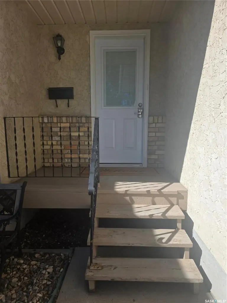 1159 Taisey Crescent Estevan SK S4A 2S8