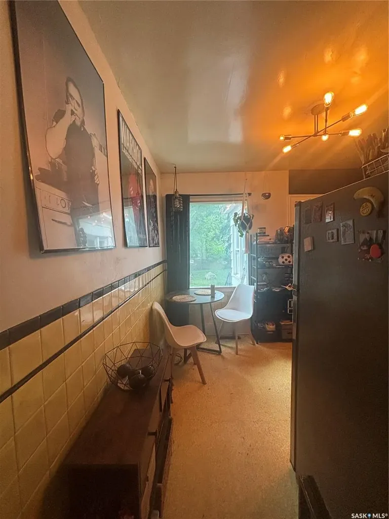 416 I Avenue S Saskatoon SK S7M 1Y4