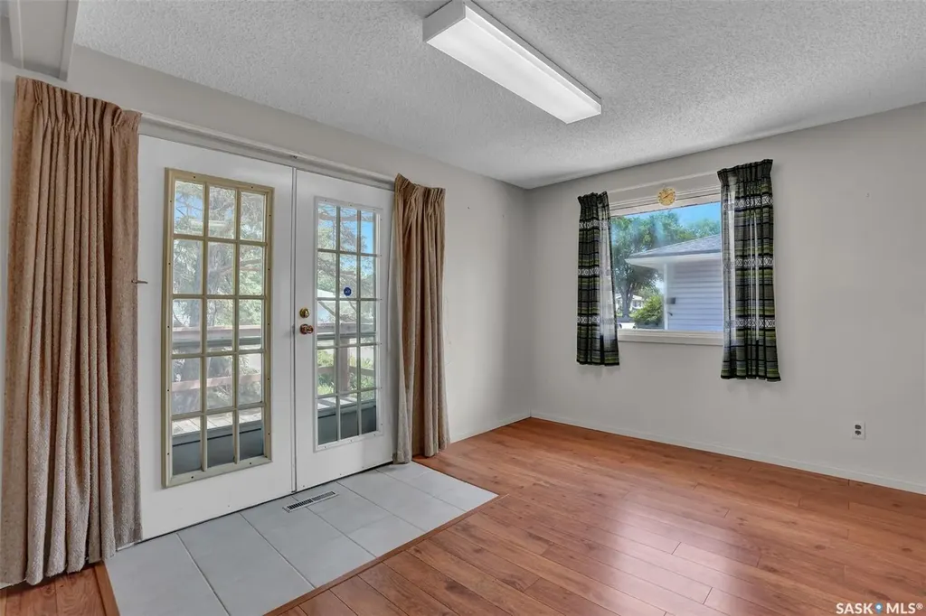 715 Connaught Street Regina SK S4T 4S5