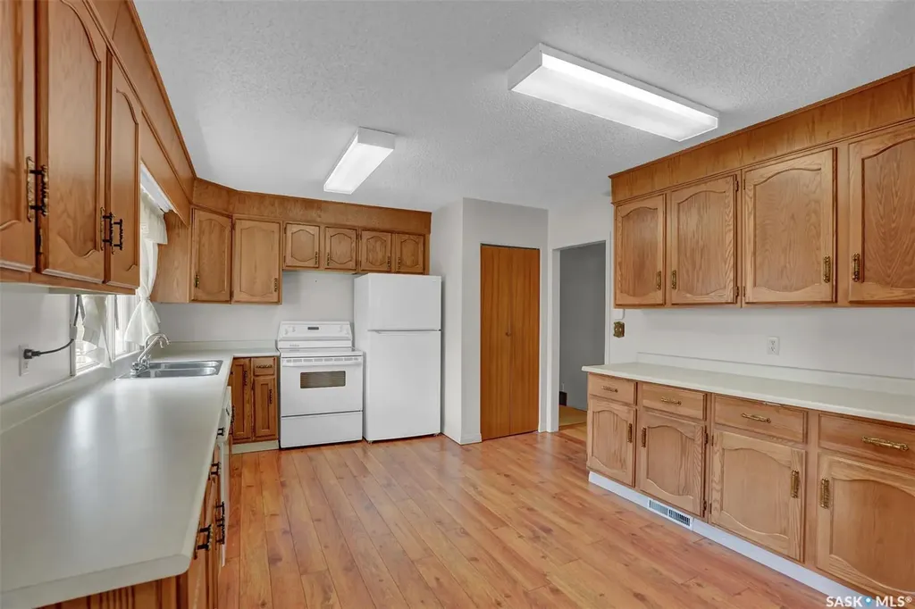 715 Connaught Street Regina SK S4T 4S5