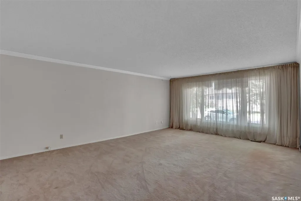 715 Connaught Street Regina SK S4T 4S5