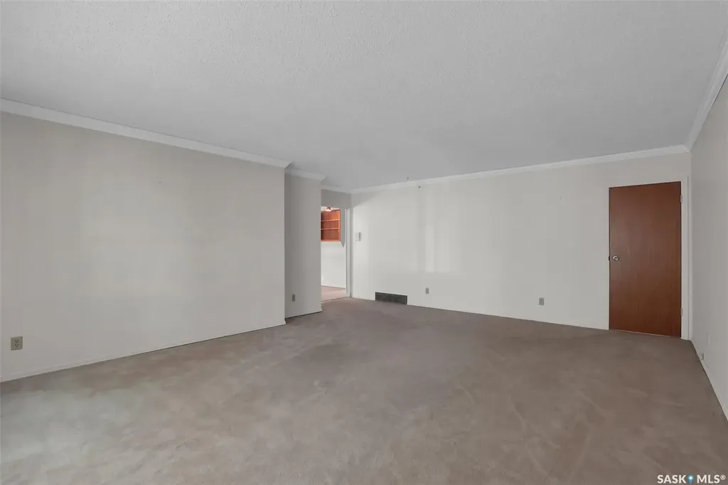 715 Connaught Street Regina SK S4T 4S5
