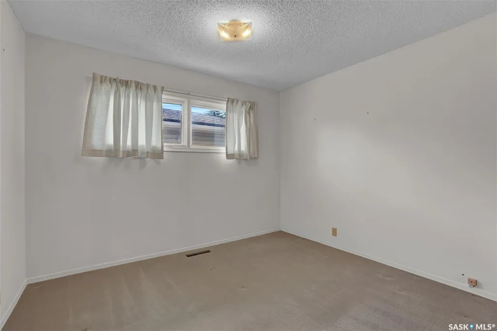 715 Connaught Street Regina SK S4T 4S5