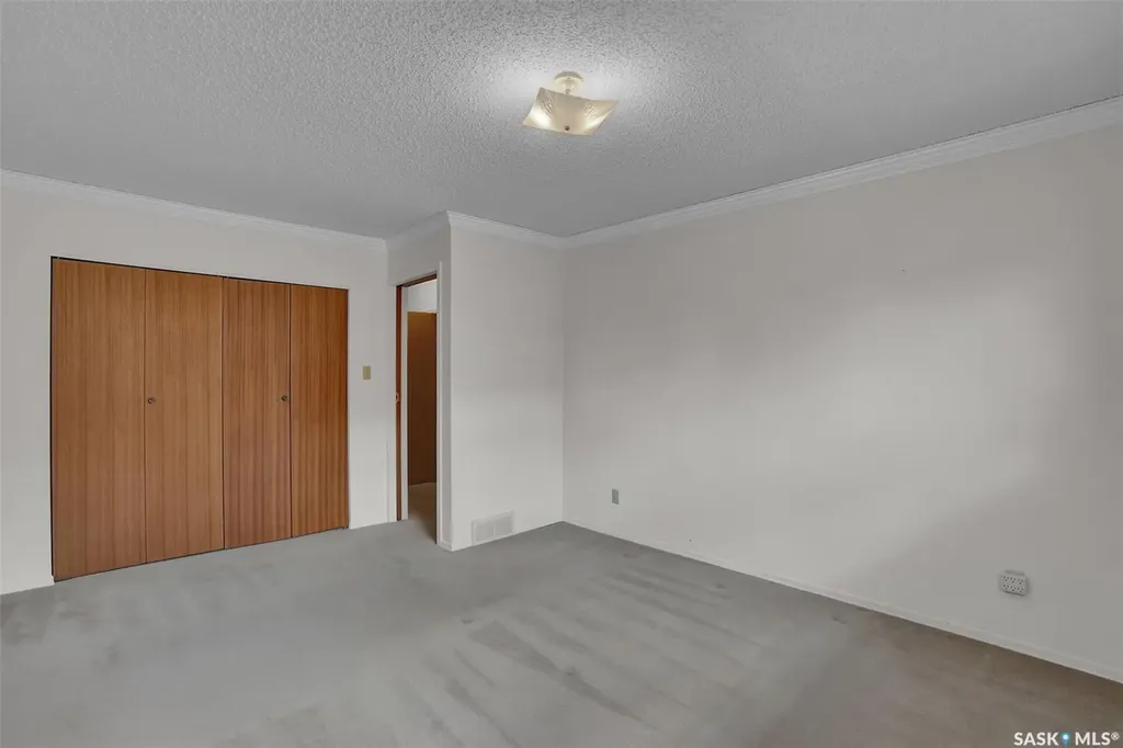 715 Connaught Street Regina SK S4T 4S5