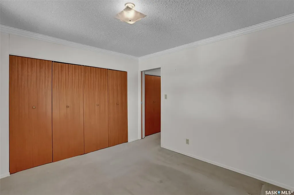 715 Connaught Street Regina SK S4T 4S5