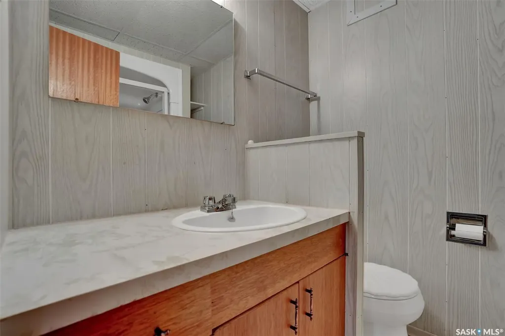 715 Connaught Street Regina SK S4T 4S5