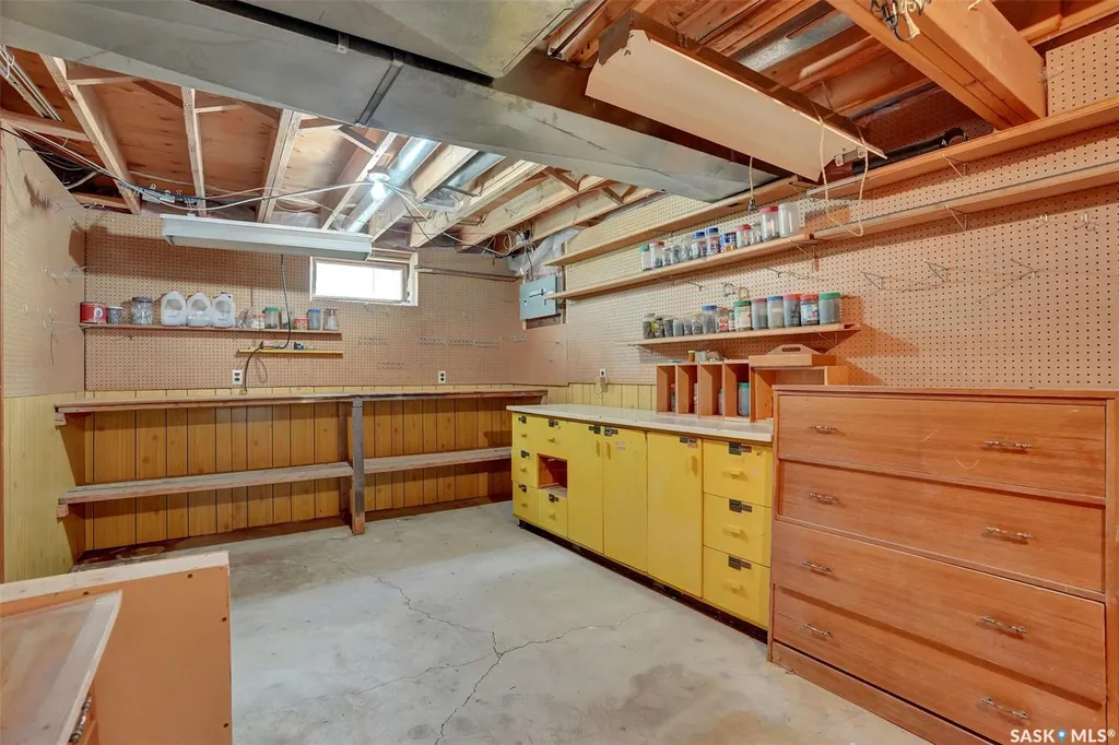 715 Connaught Street Regina SK S4T 4S5