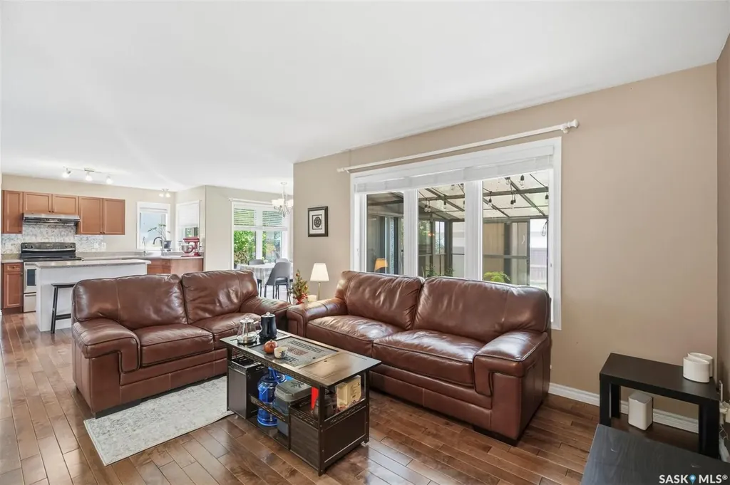 110 Robertson Cove Saskatoon SK S7T 0E3