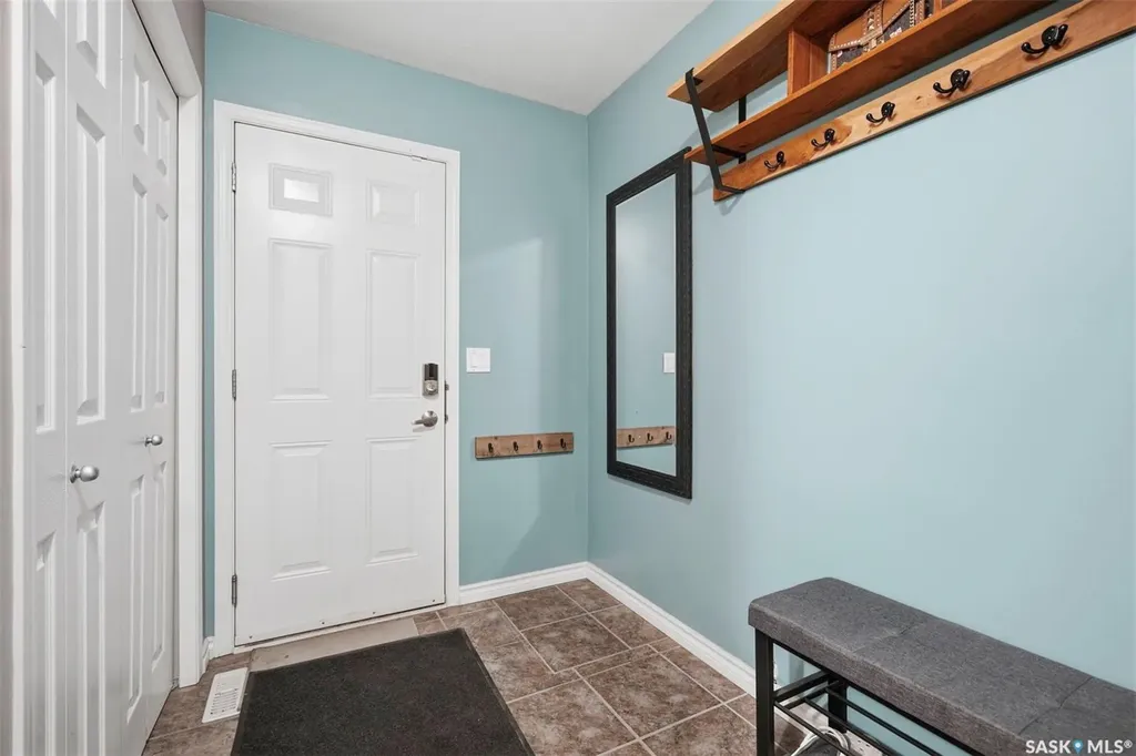 110 Robertson Cove Saskatoon SK S7T 0E3