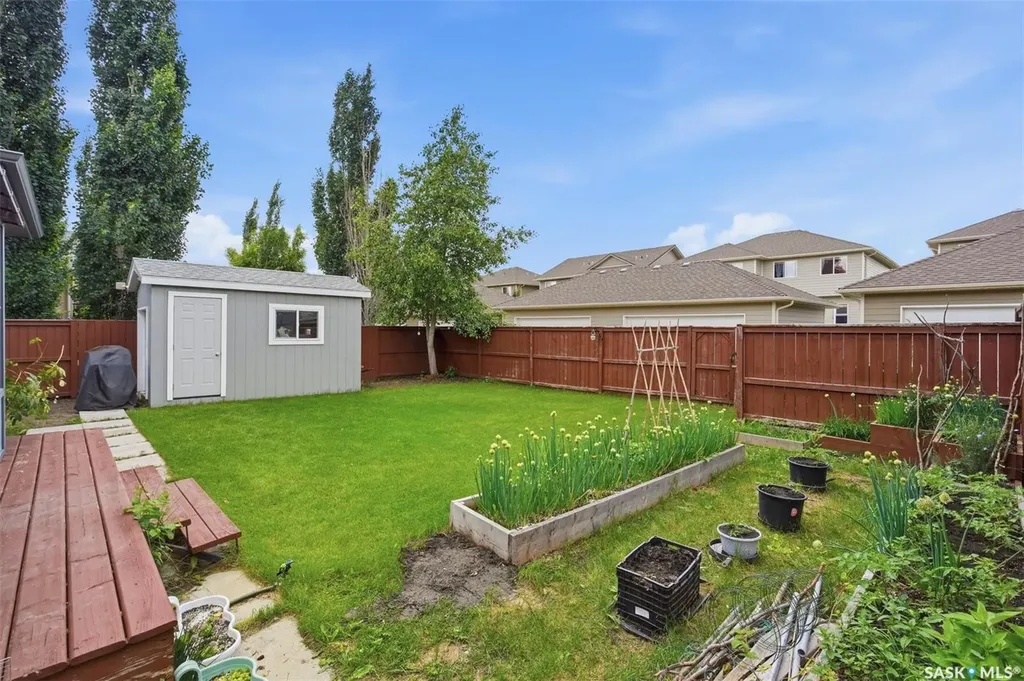 110 Robertson Cove Saskatoon SK S7T 0E3