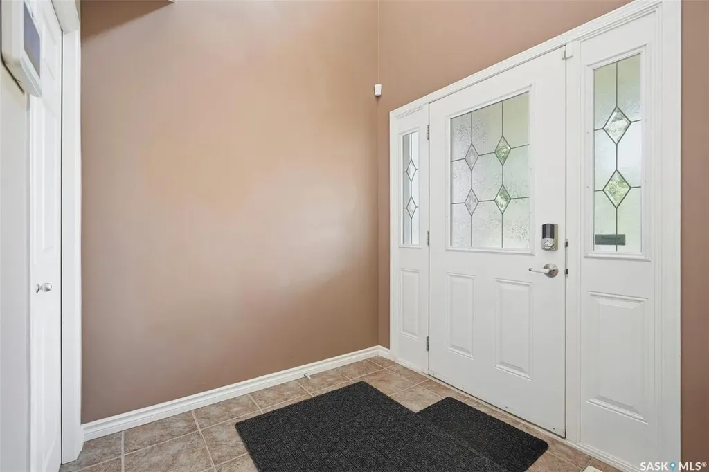 110 Robertson Cove Saskatoon SK S7T 0E3