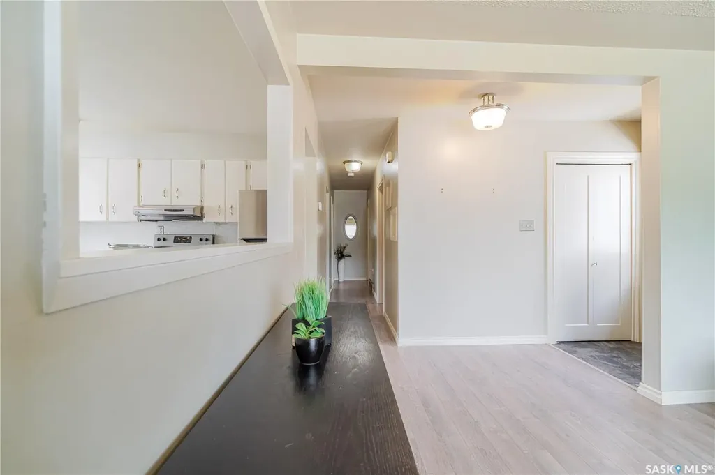 1014 Hopkins Crescent Moose Jaw SK S6H 3E7