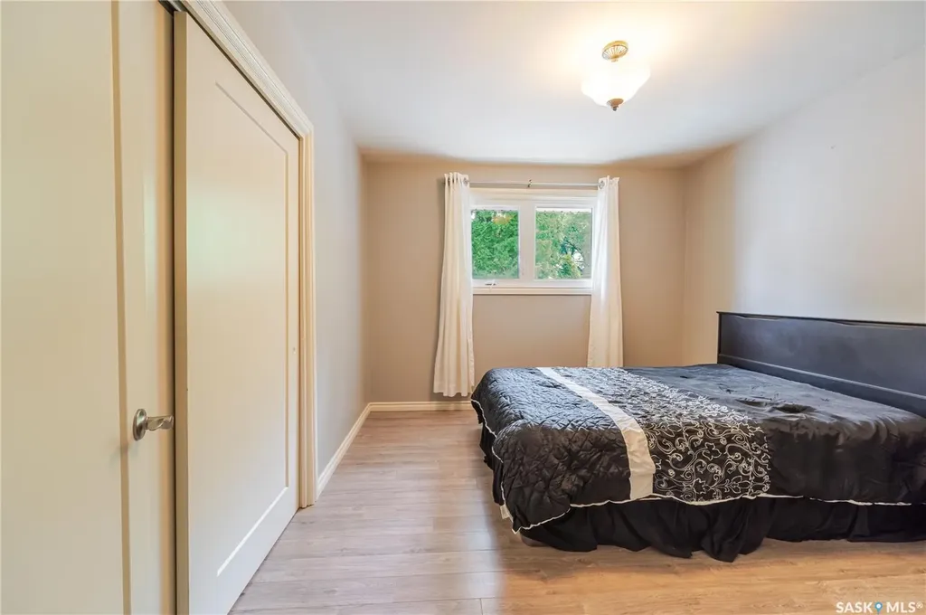 1014 Hopkins Crescent Moose Jaw SK S6H 3E7