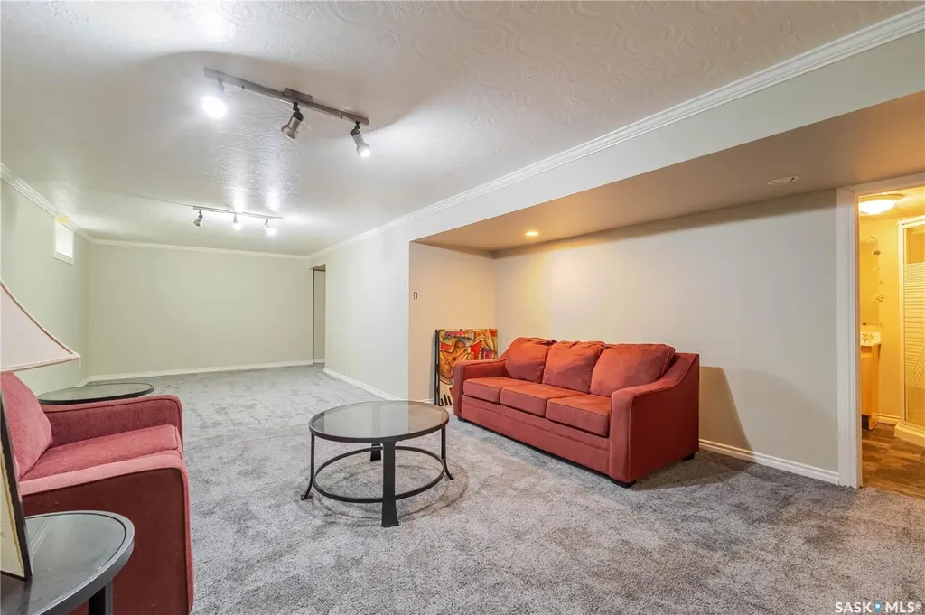 1014 Hopkins Crescent Moose Jaw SK S6H 3E7