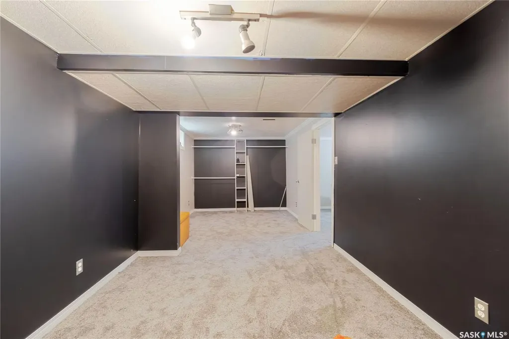 1014 Hopkins Crescent Moose Jaw SK S6H 3E7