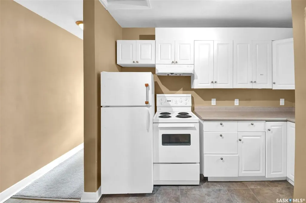 420 Cumberland Avenue S Saskatoon SK S7N 1L5