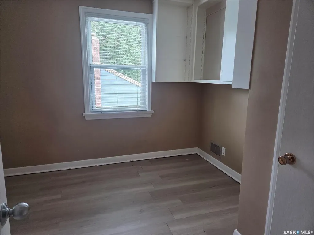 420 Cumberland Avenue S Saskatoon SK S7N 1L5