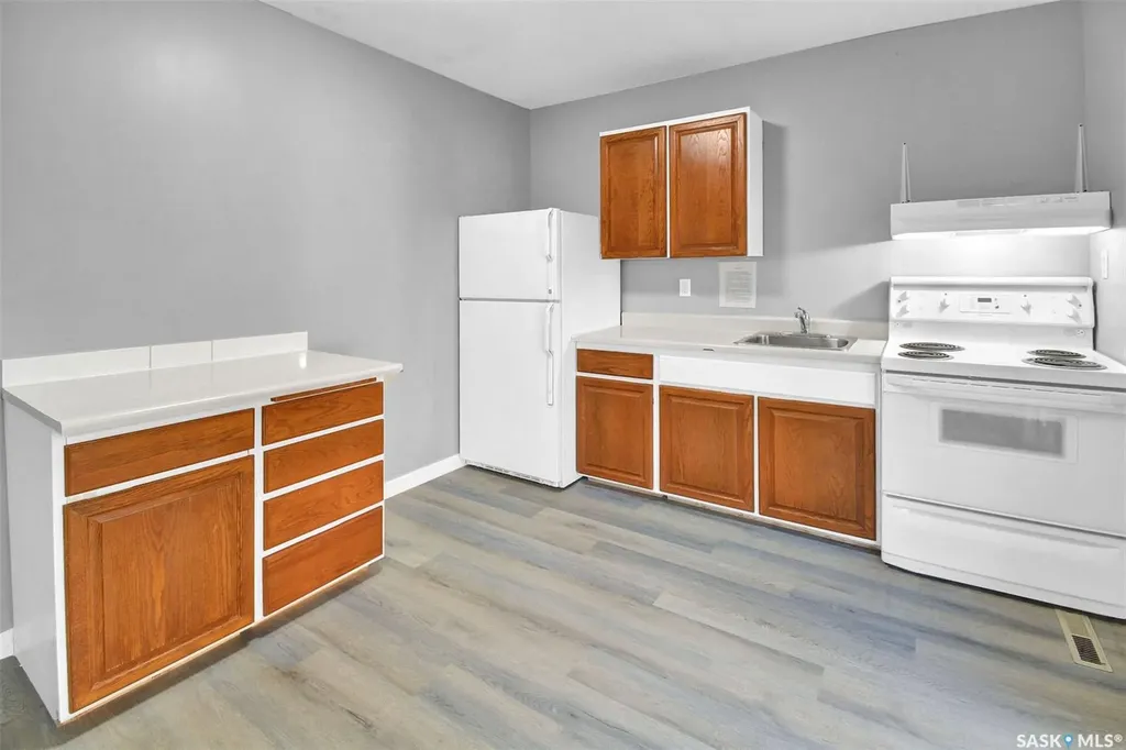 420 Cumberland Avenue S Saskatoon SK S7N 1L5