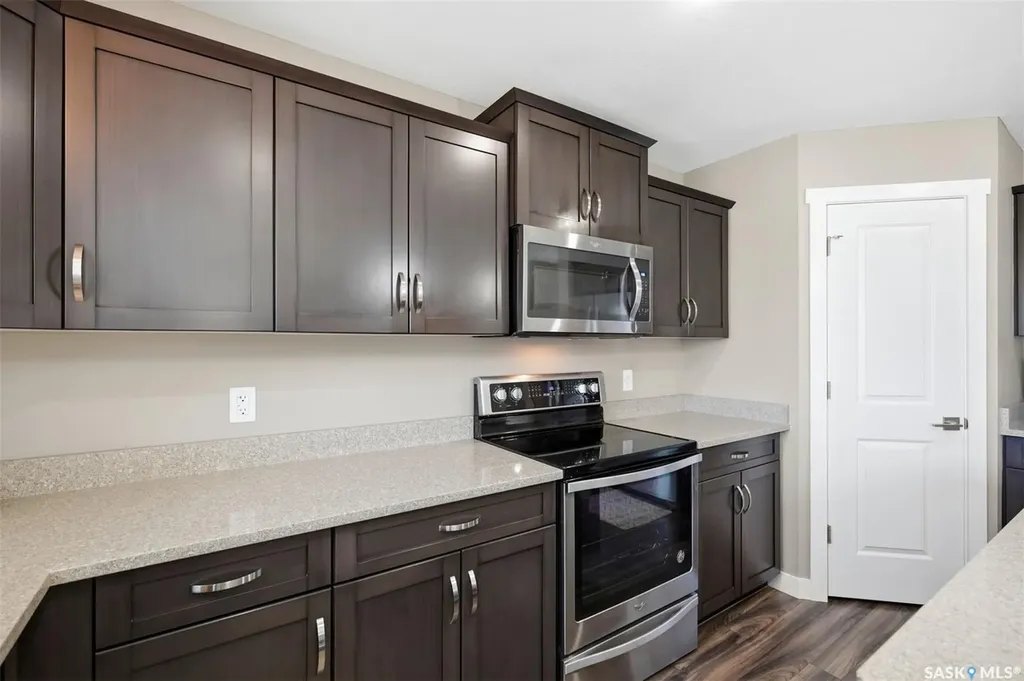 1220 Pringle Way Saskatoon SK S7T 1C9