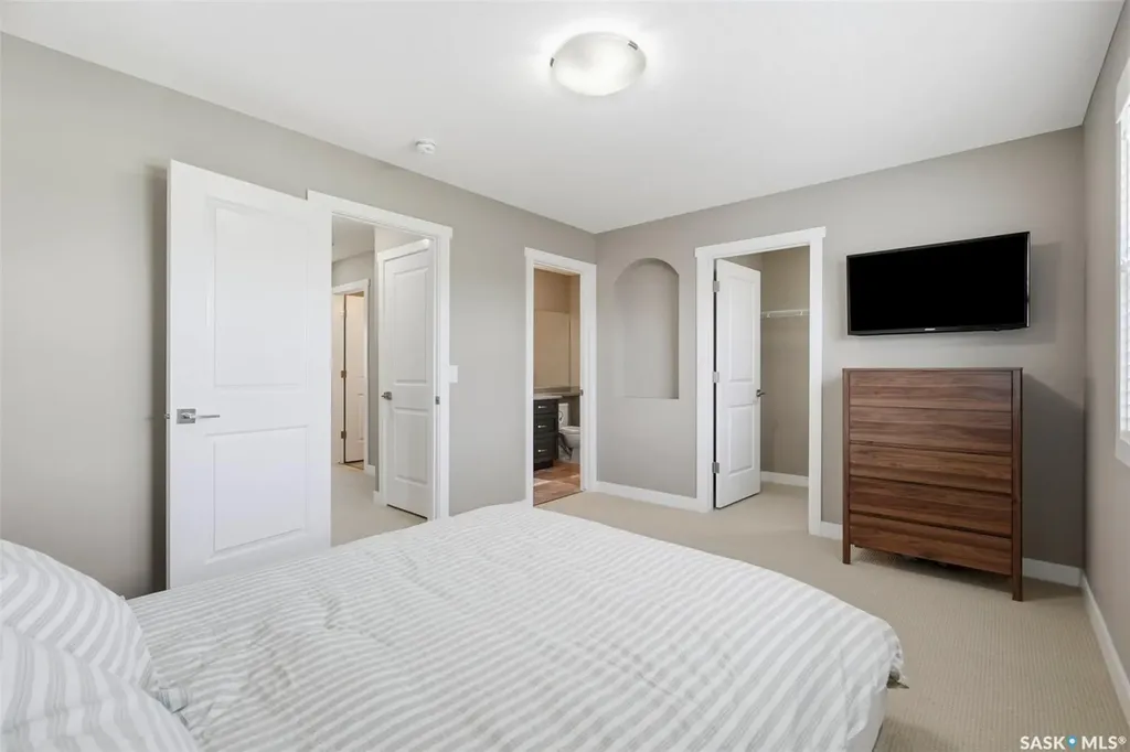 1220 Pringle Way Saskatoon SK S7T 1C9
