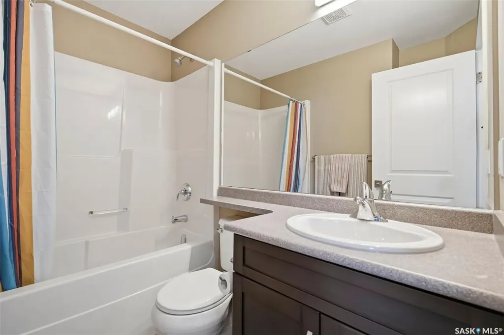 1220 Pringle Way Saskatoon SK S7T 1C9
