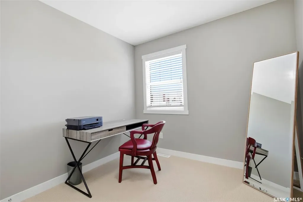 1220 Pringle Way Saskatoon SK S7T 1C9