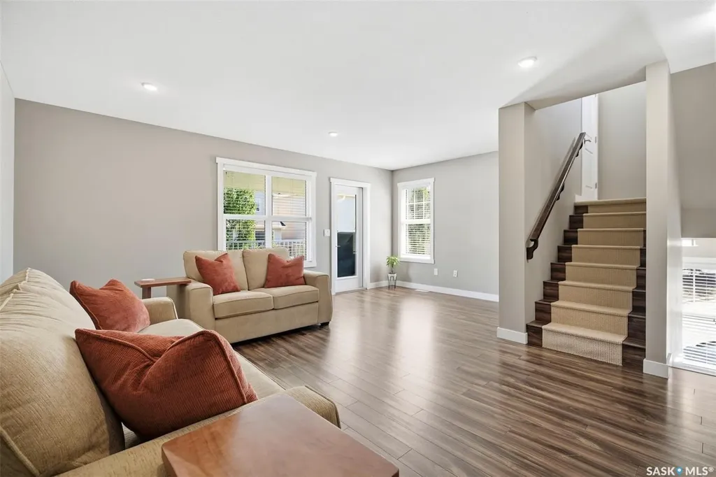 1220 Pringle Way Saskatoon SK S7T 1C9
