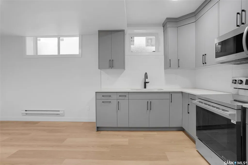 155 Schmeiser Lane Saskatoon SK S7V 1P1