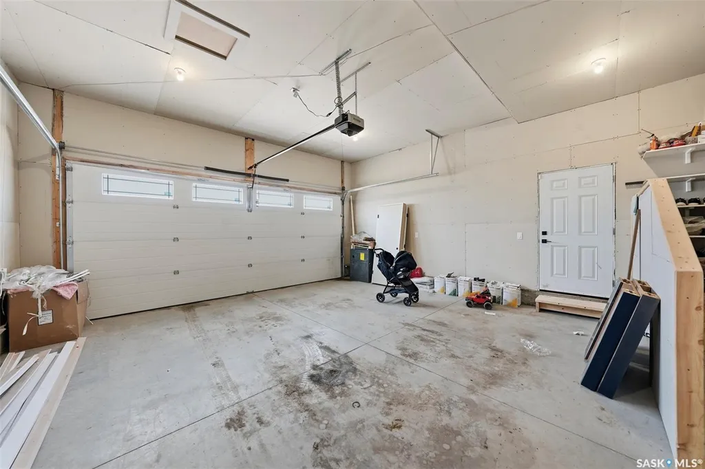 155 Schmeiser Lane Saskatoon SK S7V 1P1