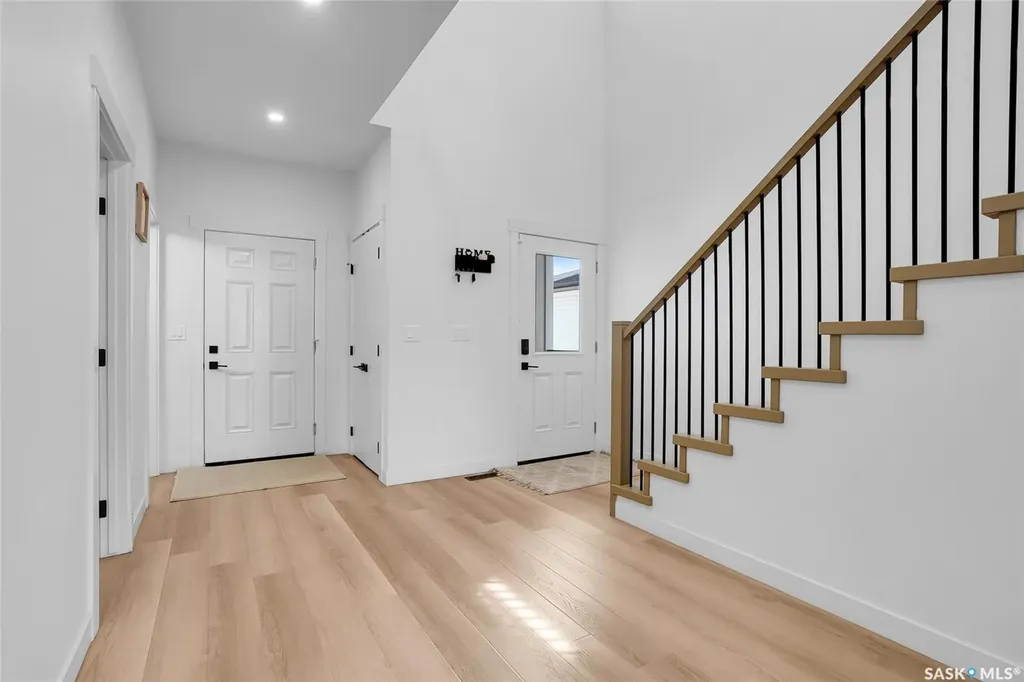 155 Schmeiser Lane Saskatoon SK S7V 1P1