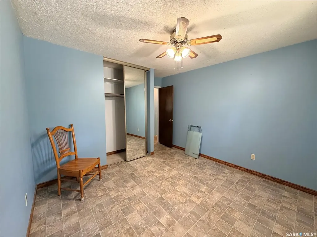 2221 Bedford Avenue E Regina SK S4N 0H1