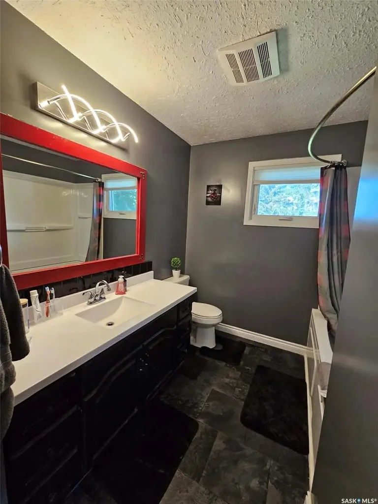 407 5th Street W Wilkie SK S0K 4W0