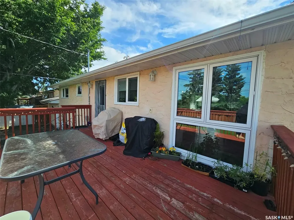 407 5th Street W Wilkie SK S0K 4W0