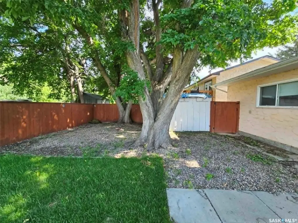407 5th Street W Wilkie SK S0K 4W0