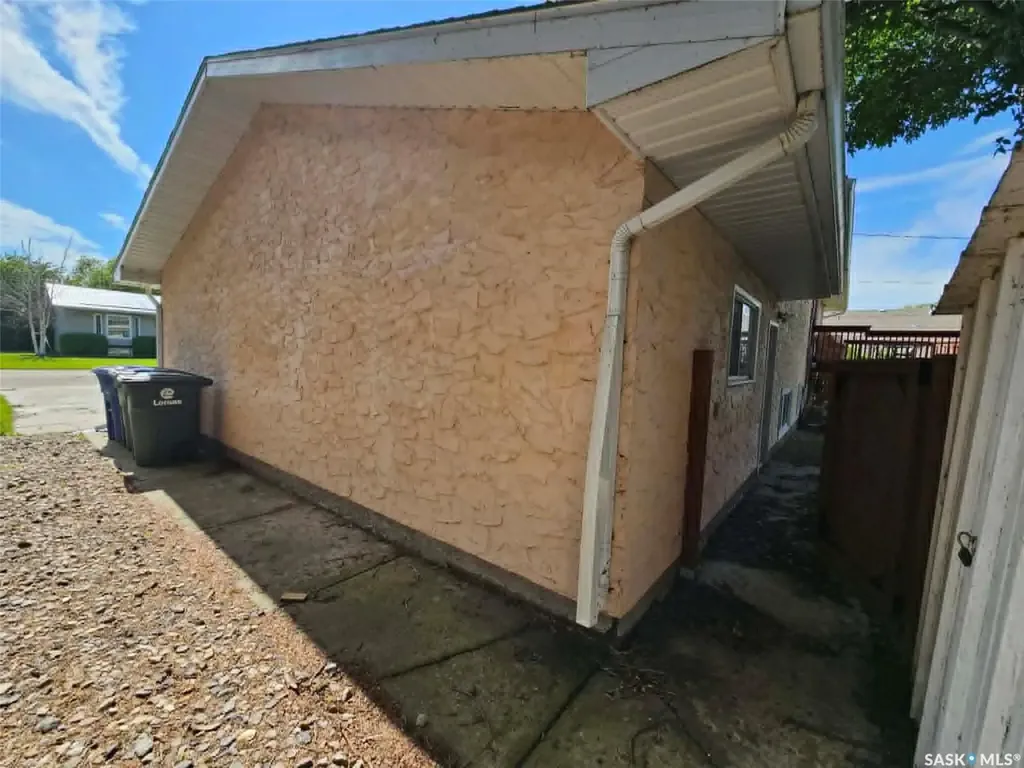 407 5th Street W Wilkie SK S0K 4W0