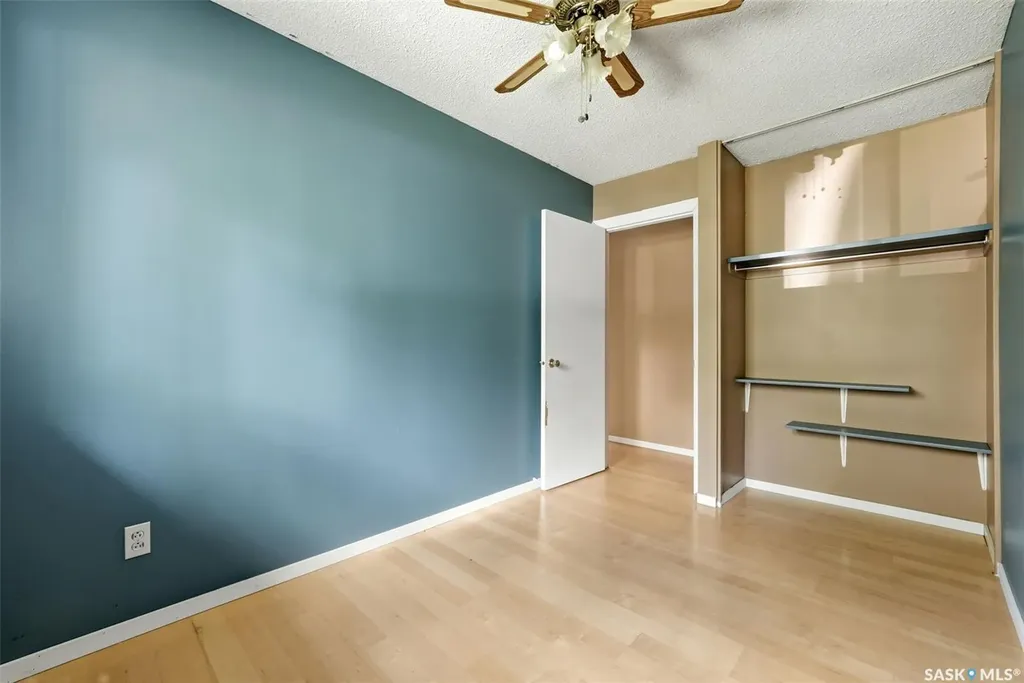 6 Osborne Crescent Regina SK S4R 5J1