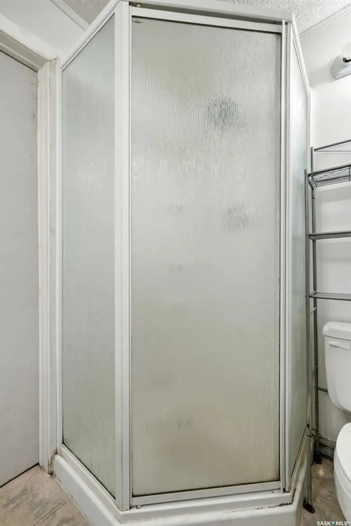 6 Osborne Crescent Regina SK S4R 5J1