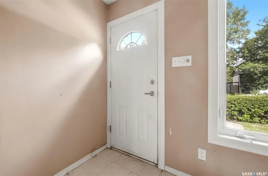 6 Osborne Crescent Regina SK S4R 5J1