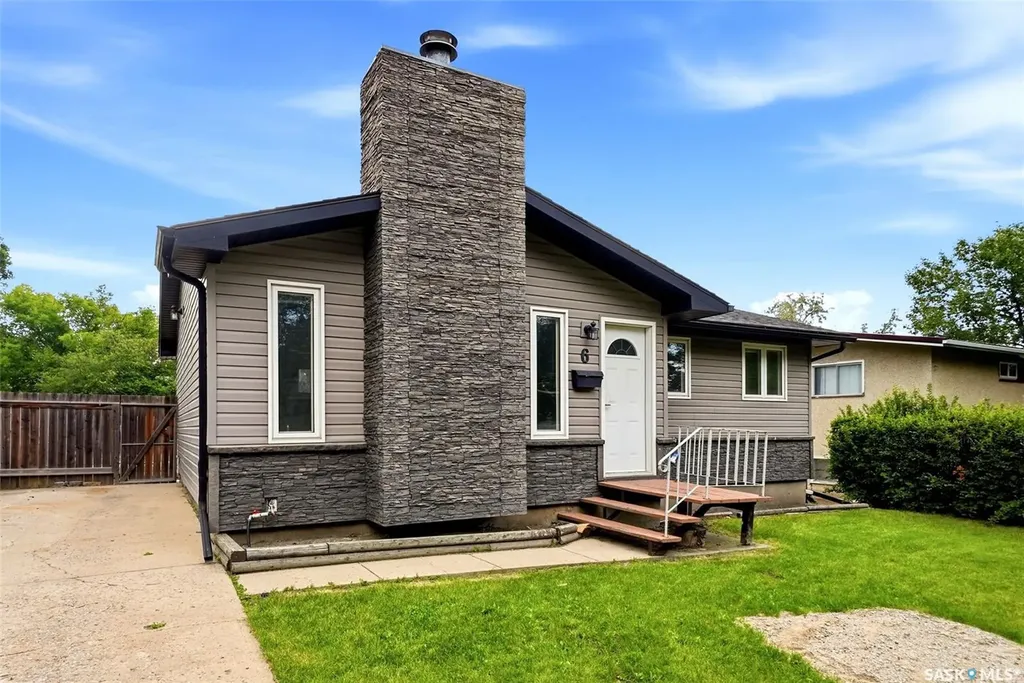 6 Osborne Crescent Regina SK S4R 5J1