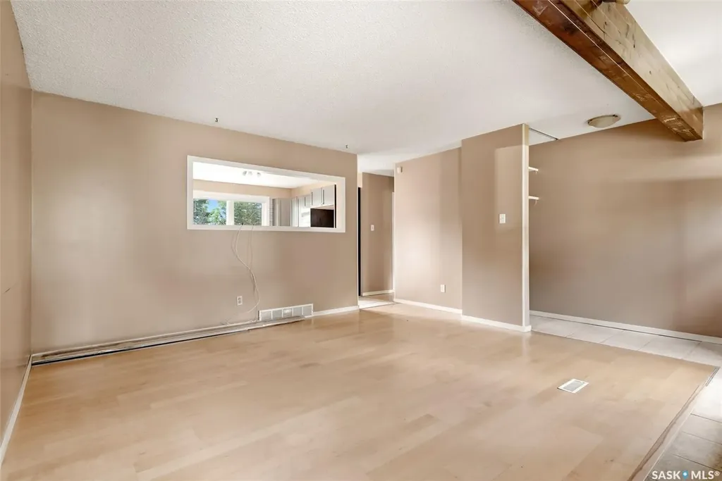 6 Osborne Crescent Regina SK S4R 5J1