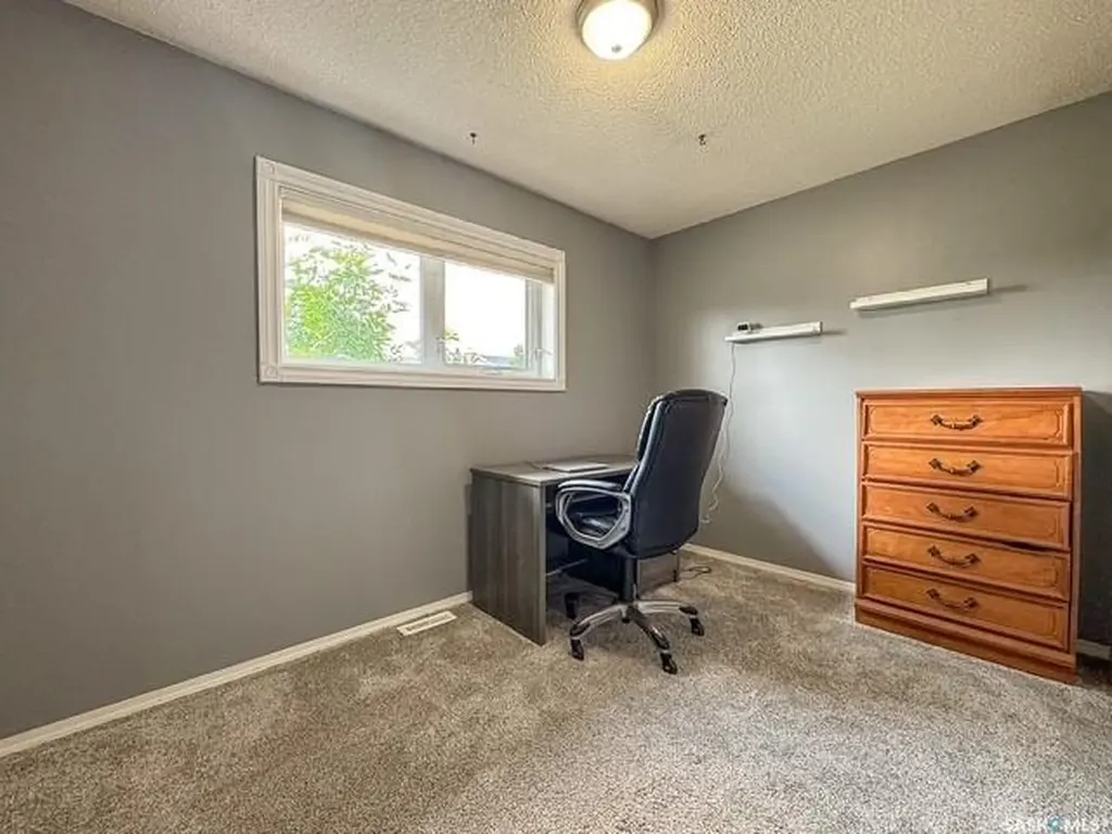 437 Russell Crescent Swift Current SK S9H 4S6