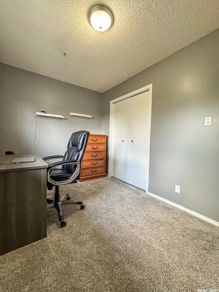 437 Russell Crescent Swift Current SK S9H 4S6