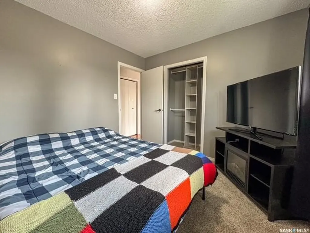 437 Russell Crescent Swift Current SK S9H 4S6