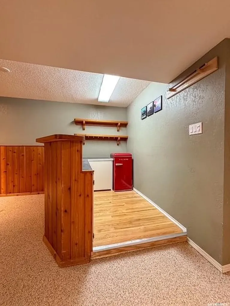 437 Russell Crescent Swift Current SK S9H 4S6