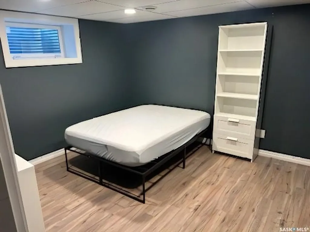 2104 Preston Avenue S Saskatoon SK S7J 2E8