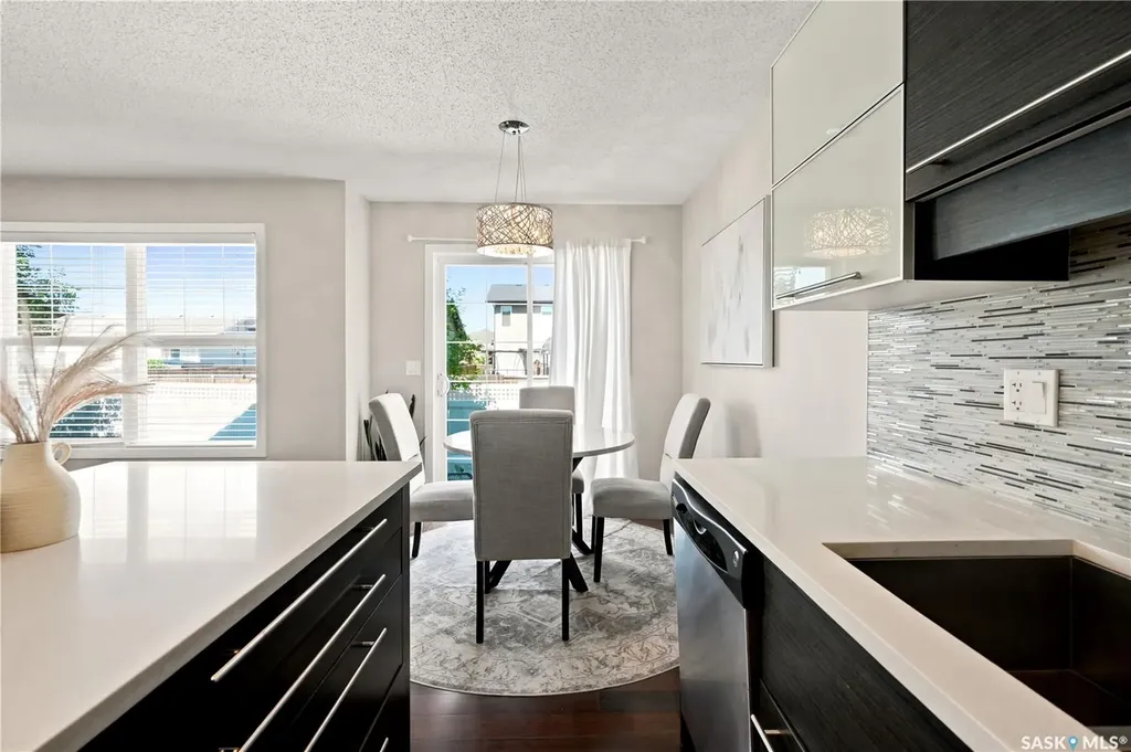 410 Ledingham Way Saskatoon SK S7V 0C4