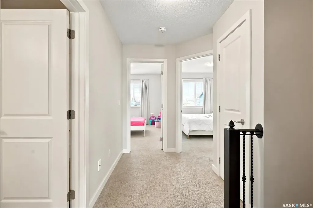410 Ledingham Way Saskatoon SK S7V 0C4
