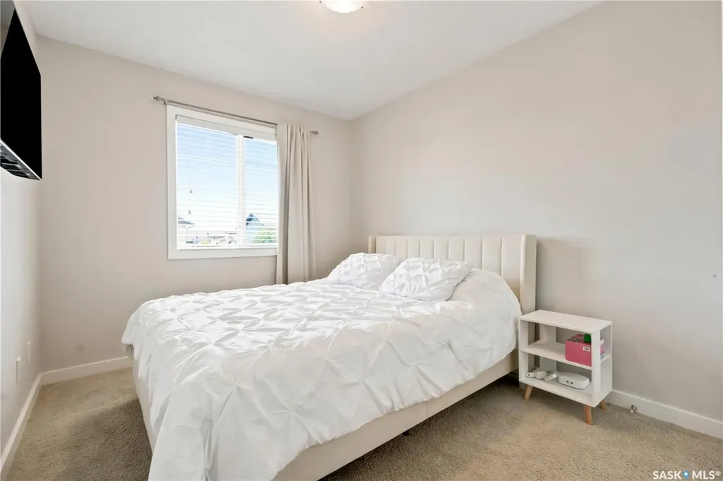 410 Ledingham Way Saskatoon SK S7V 0C4