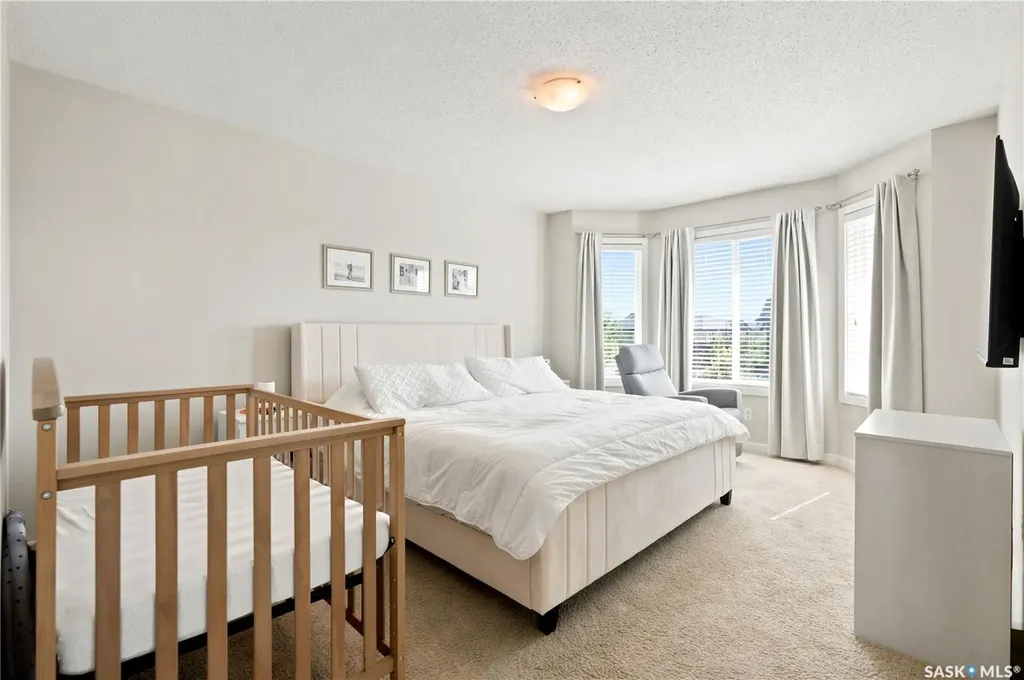 410 Ledingham Way Saskatoon SK S7V 0C4